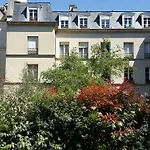 Assia & Nathalie - Luxury B&B Marais