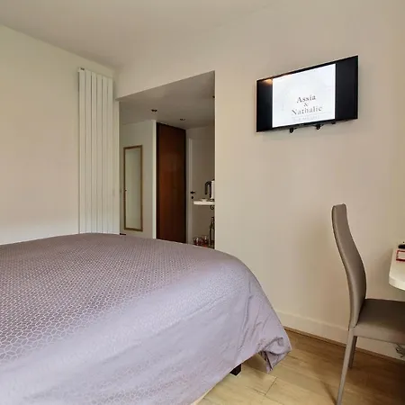 Assia & Nathalie - Luxury Marais Bed & Breakfast Paris