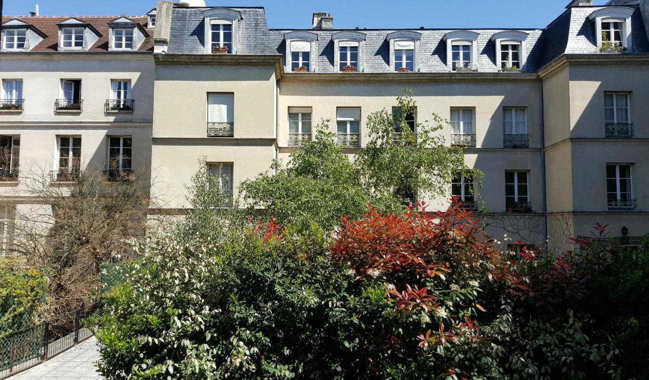 Assia & Nathalie - Luxury Marais Bed & Breakfast Parigi