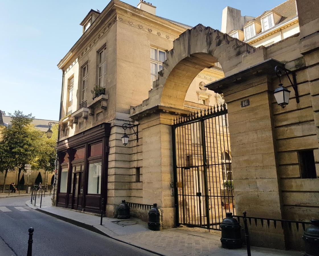 Assia & Nathalie - Luxury Marais * Parigi